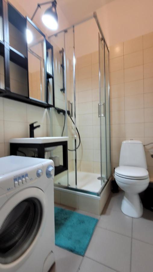 Art Dreams Apartament Chmielna 14 وارسو المظهر الخارجي الصورة